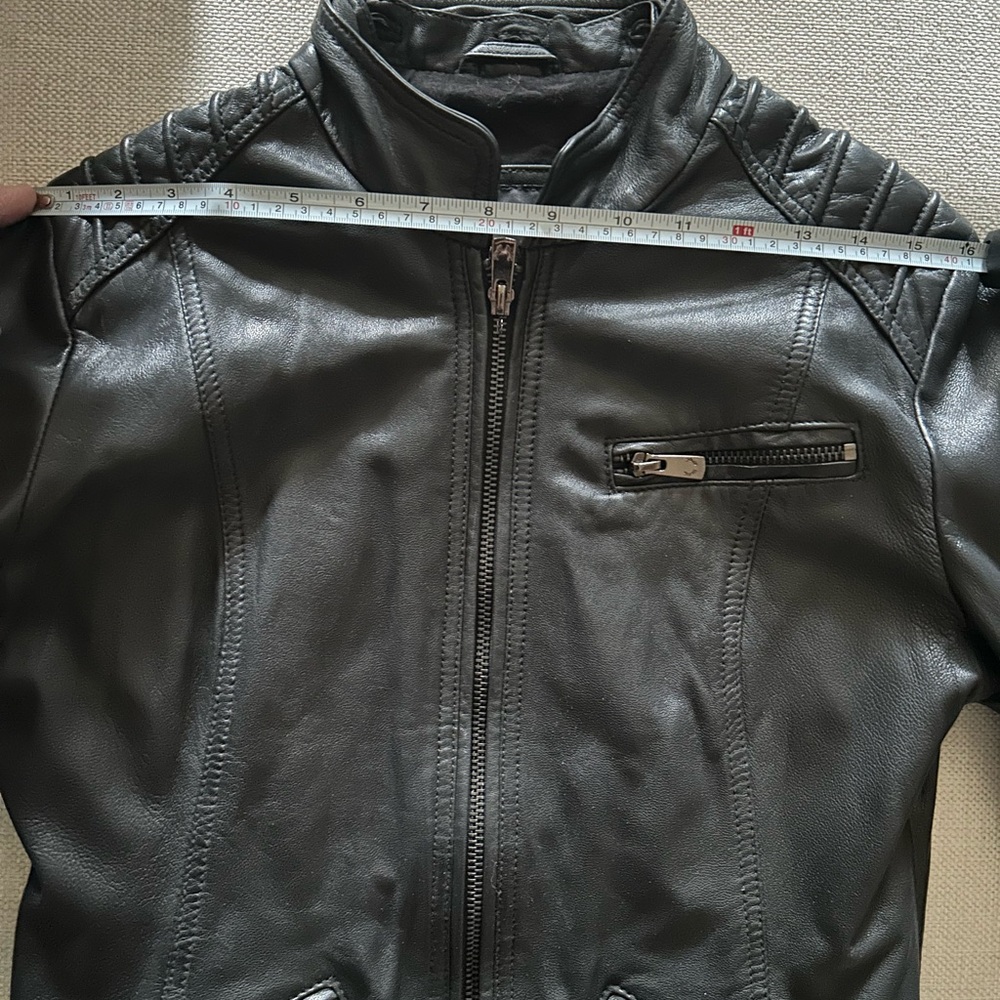 Black Leather Jacket with detachable Hood see pics. Soft leather worn once - Picture 12 of 15